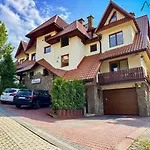 Willa Michalowka Attic
